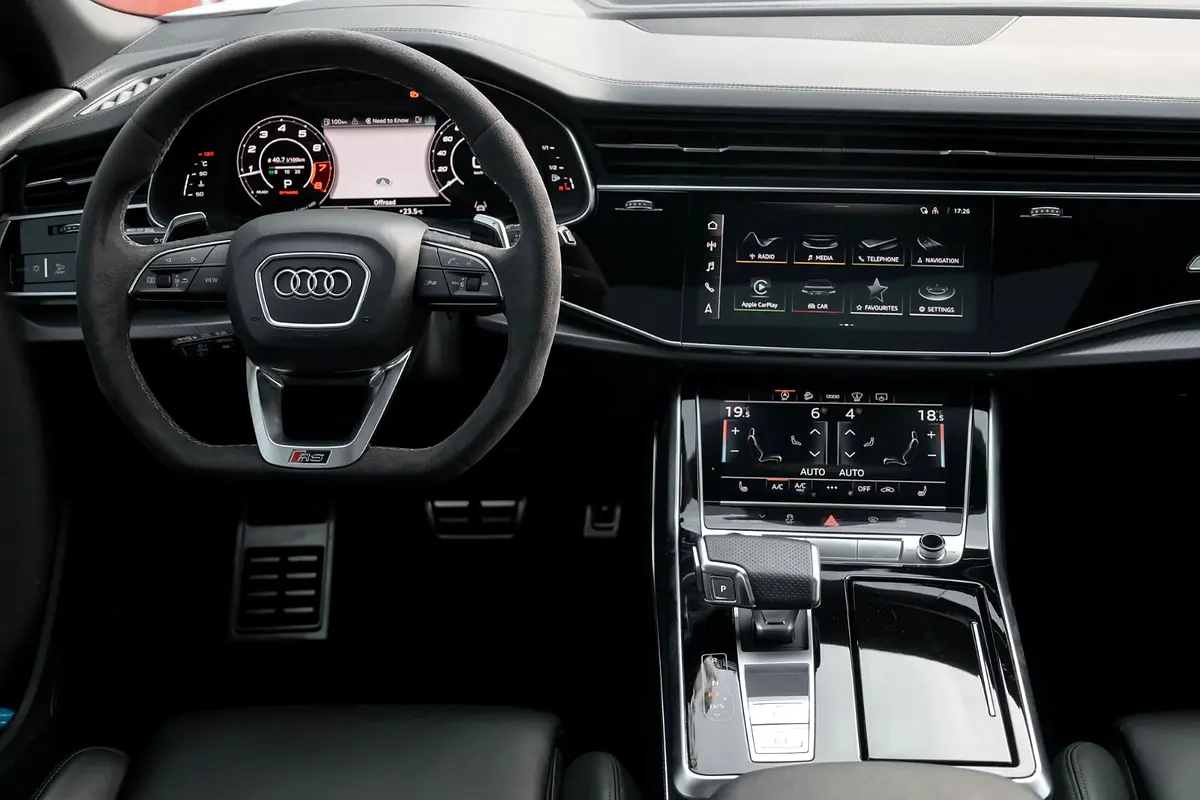 Audi RS Q8, 2023 — фото 7 из 10