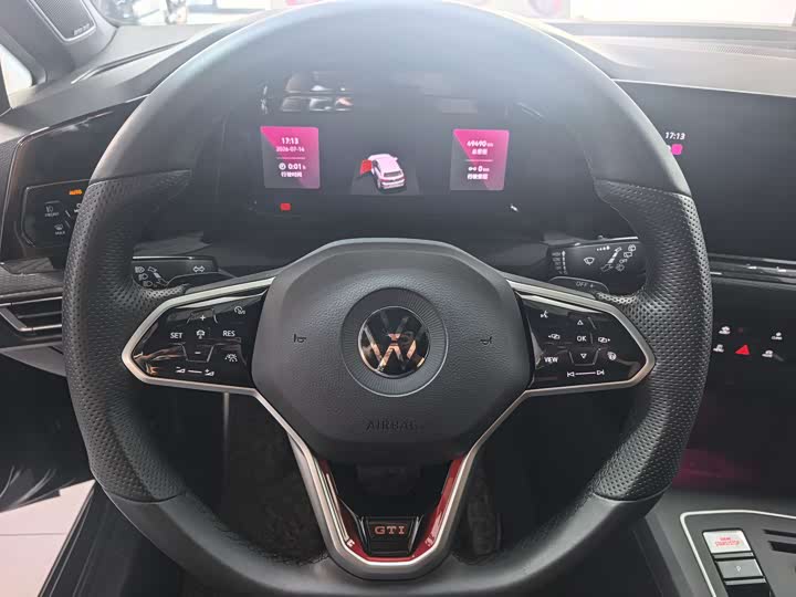 Volkswagen Golf GTI, 2023 — фото 9 из 9