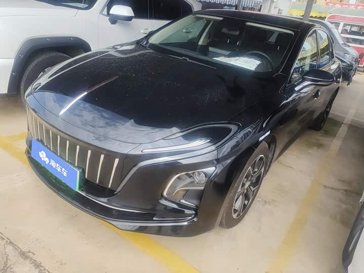 Hongqi E-QM5, 2024 — купить в Ульяновске под ключ