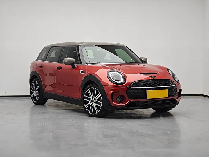 Mini Clubman, 2023 — фото 2 из 9