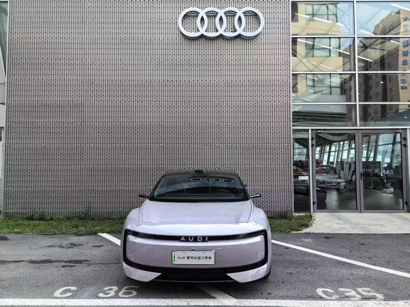 Audi × SAIC E5 Sportback, 2025 — фото 2 из 10
