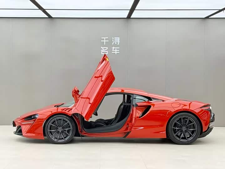 McLaren Artura, 2023 — фото 3 из 9