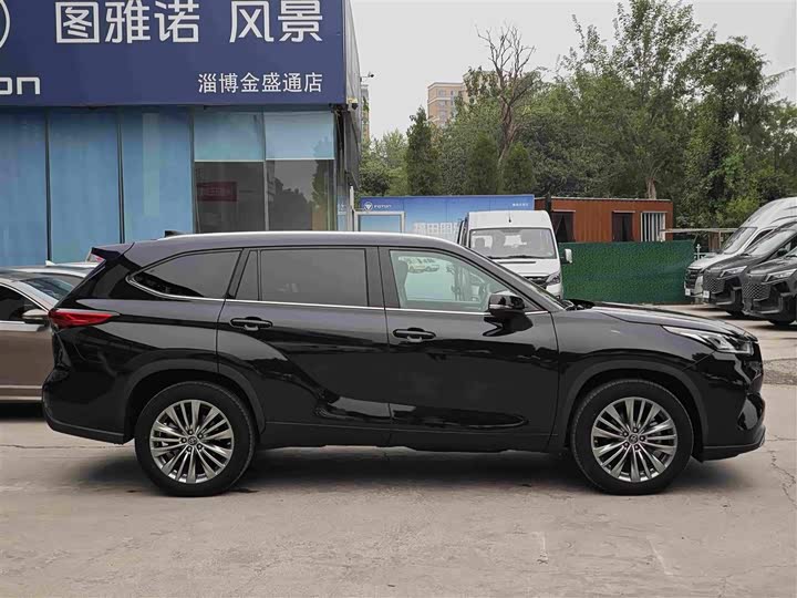 Toyota Highlander, 2022 — фото 3 из 7