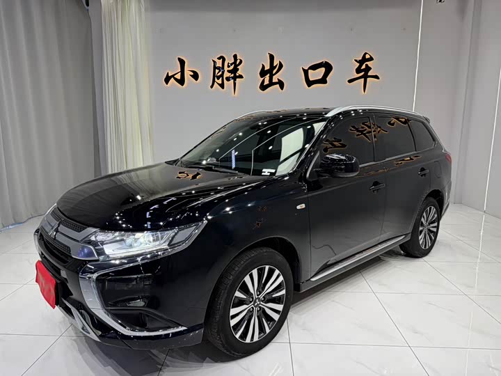 Mitsubishi Outlander, 2022 — купить в Курске под ключ