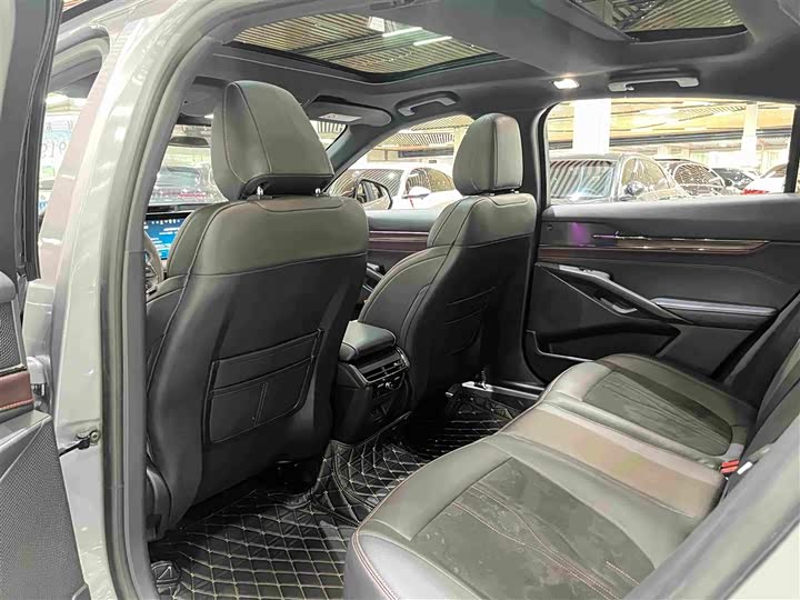 Ford Mondeo, 2022 — фото 6 из 9