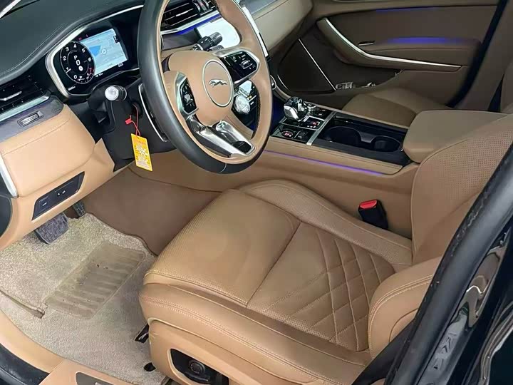 Jaguar XF L, 2022 — фото 9 из 9