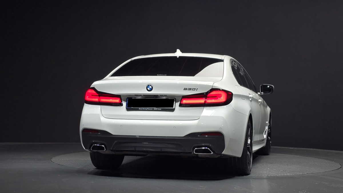 BMW 5 Series, 2023 — фото 4 из 12