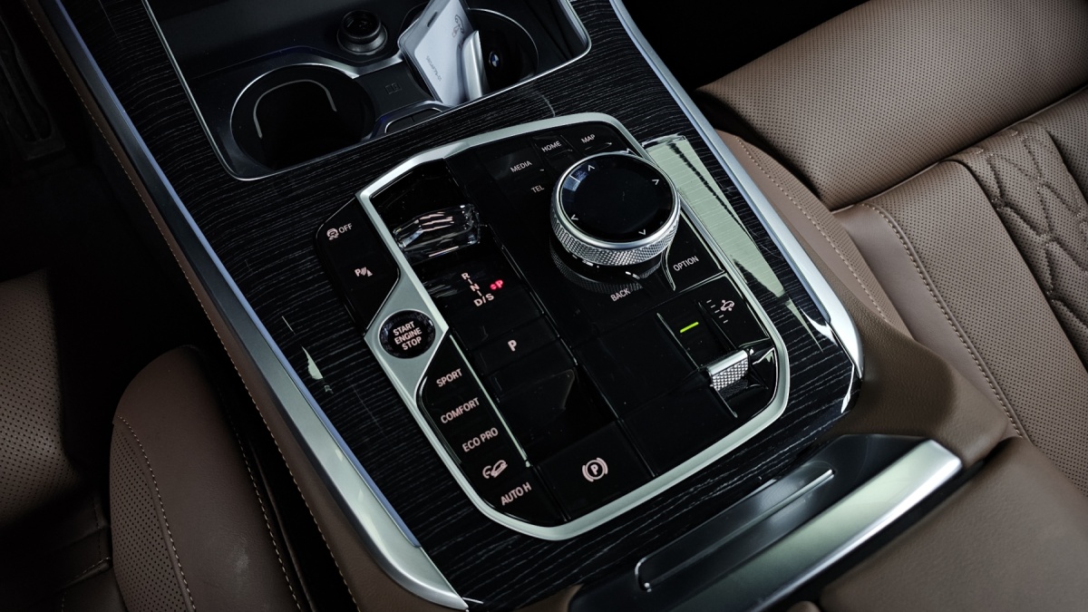 BMW X5, 2025 — фото 9 из 12