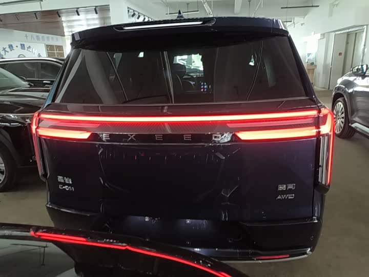 Exeed VX C-DM Hybrid, 2025 — фото 6 из 9