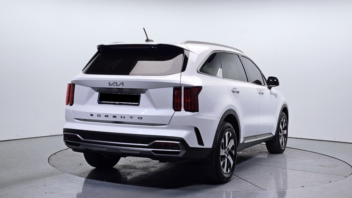 Kia Sorento, 2021 — фото 2 из 12