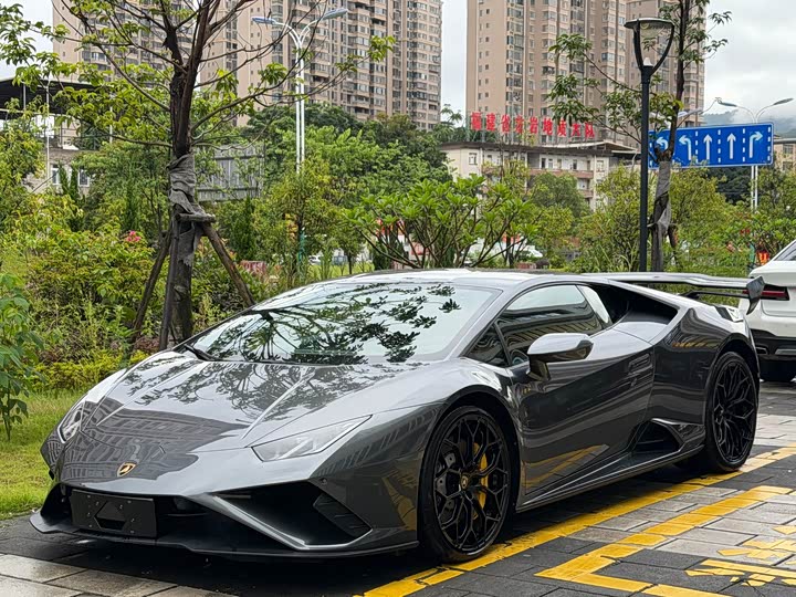Lamborghini Huracán, 2022 — купить в Кирове под ключ