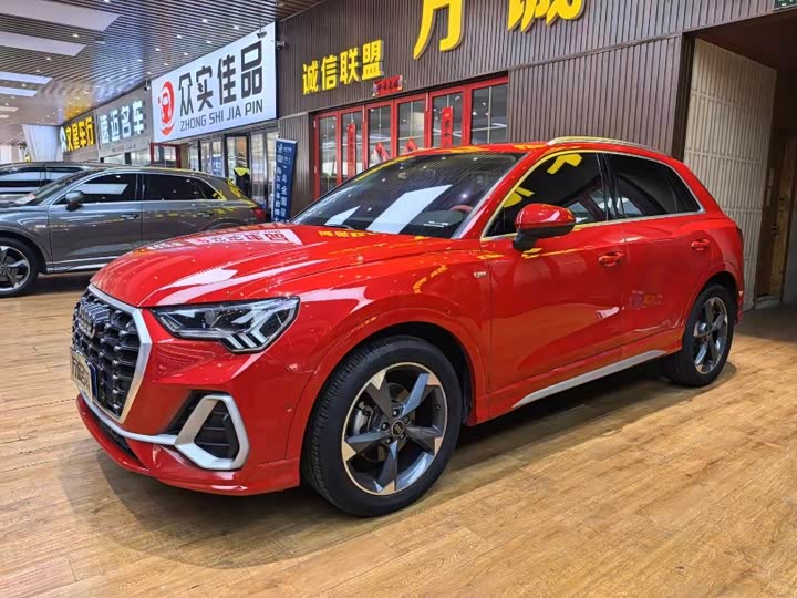Audi Q3, 2023 — купить в Санкт-Петербурге под ключ