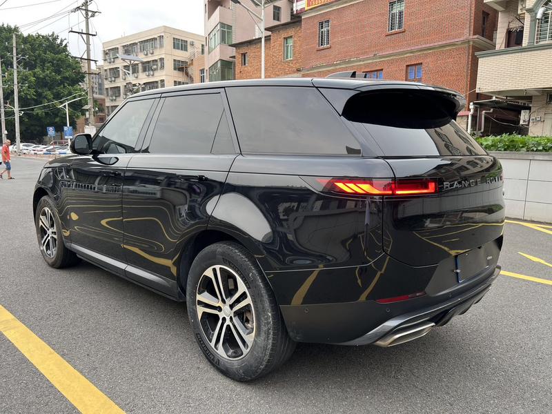 Land Rover Range Rover Sport, 2023 — фото 4 из 12