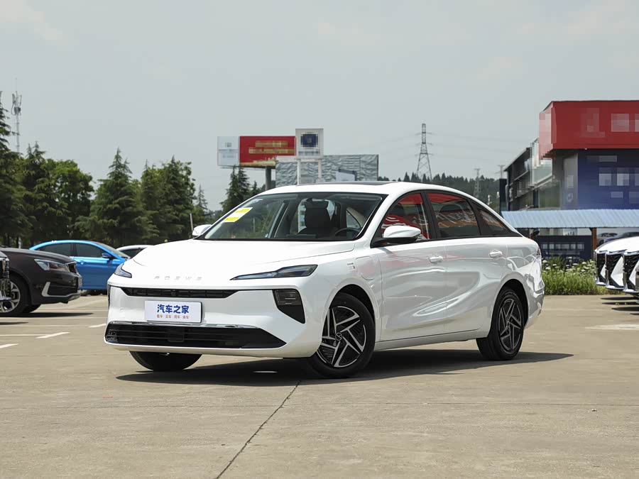 Roewe D6, 2026 — купить в Владимире под ключ