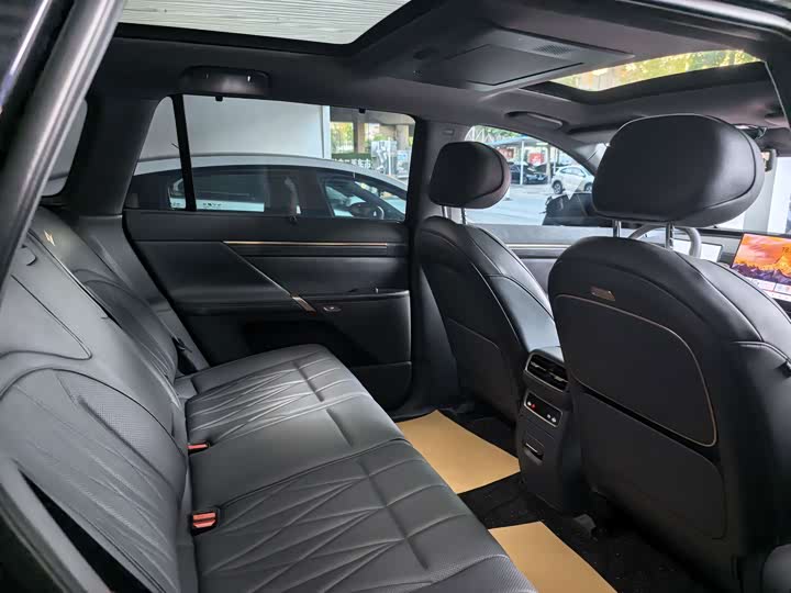 Dongfeng Yipai eπ 008, 2025 — фото 5 из 9