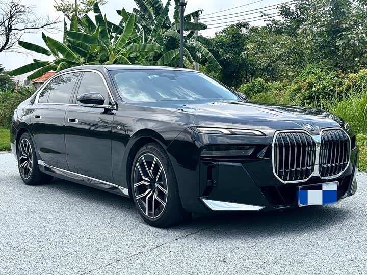 BMW 7 Series, 2023 — фото 3 из 9