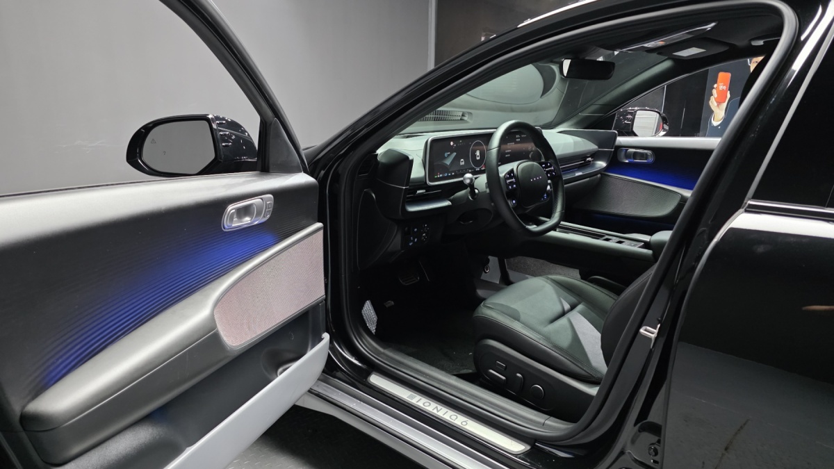 Hyundai Ioniq 6, 2023 — фото 10 из 12