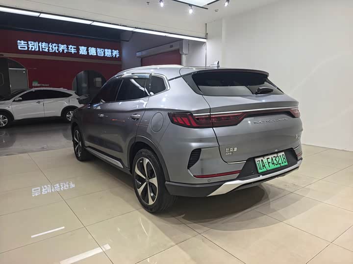 BYD Song Plus Hybrid/EV, 2022 — фото 6 из 9
