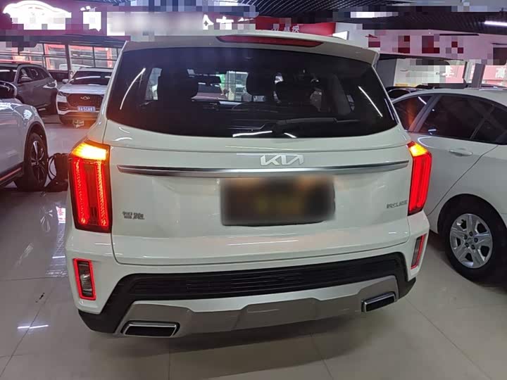 Kia Sportage GT-line, 2022 — фото 6 из 9