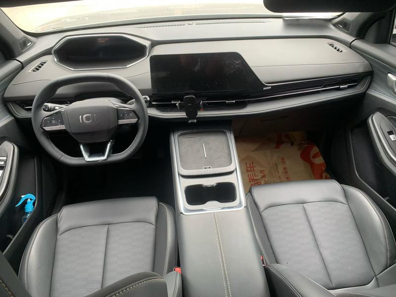 Changan Qiyuan (Nevo) Q05 Classic, 2025 — фото 7 из 10