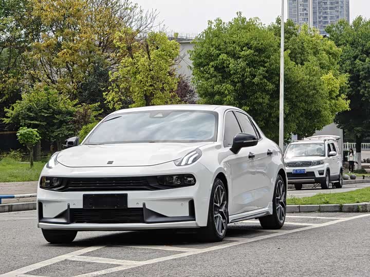 Lynk & Co 03, 2022 — купить в Санкт-Петербурге под ключ