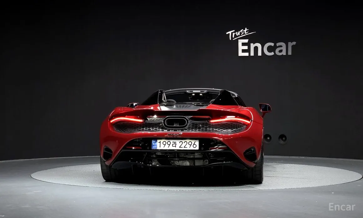 McLaren 750S, 2024 — фото 4 из 12