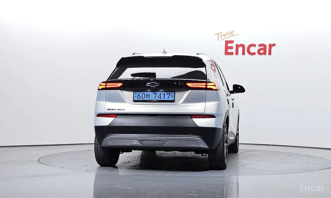 Chevrolet Bolt EUV, 2023 — фото 4 из 12