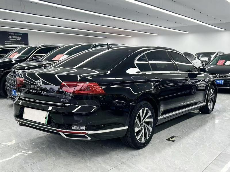 Volkswagen Magotan GTE Hybrid, 2023 — фото 6 из 12