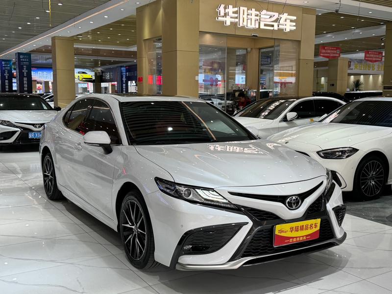Toyota Camry, 2021 — фото 3 из 12