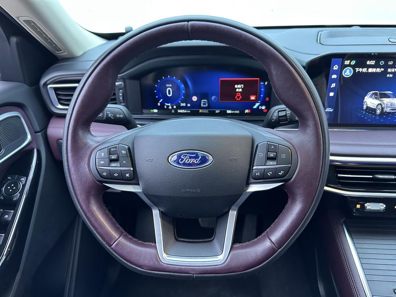 Ford Explorer, 2023 — фото 9 из 12