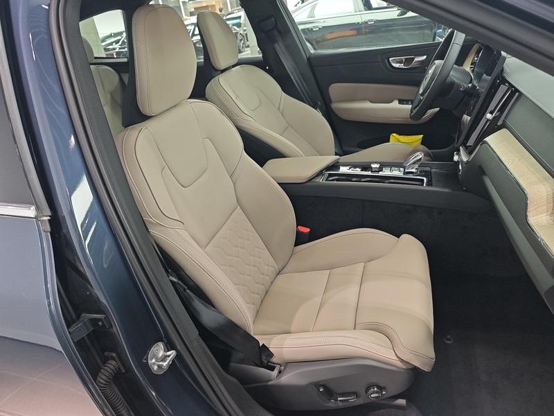 Volvo XC60, 2026 — фото 11 из 12