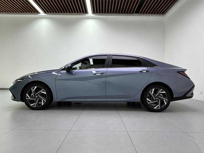 Hyundai Elantra N line, 2023 — фото 4 из 12