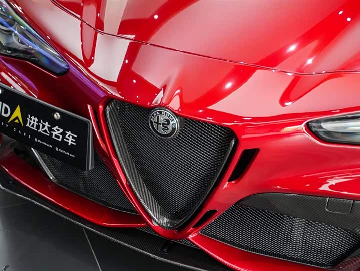 Alfa Romeo Giulia, 2022 — фото 7 из 9