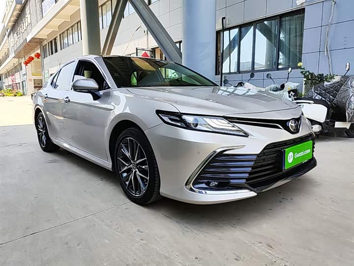 Toyota Camry, 2021 — фото 4 из 9