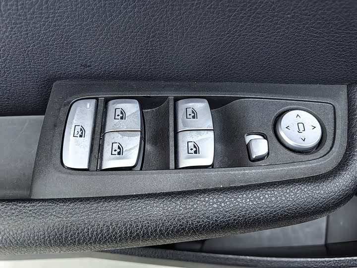 BMW 1 Series, 2022 — фото 9 из 9