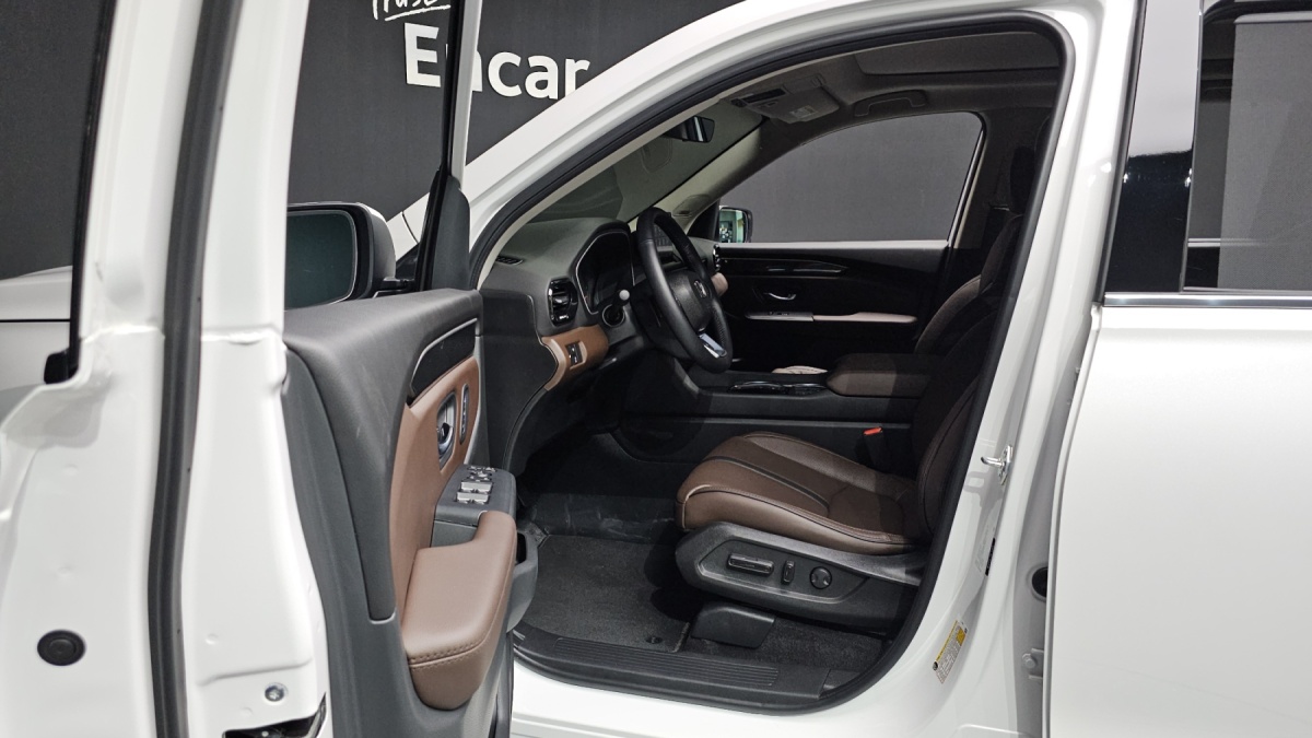 Honda Pilot, 2023 — фото 9 из 12