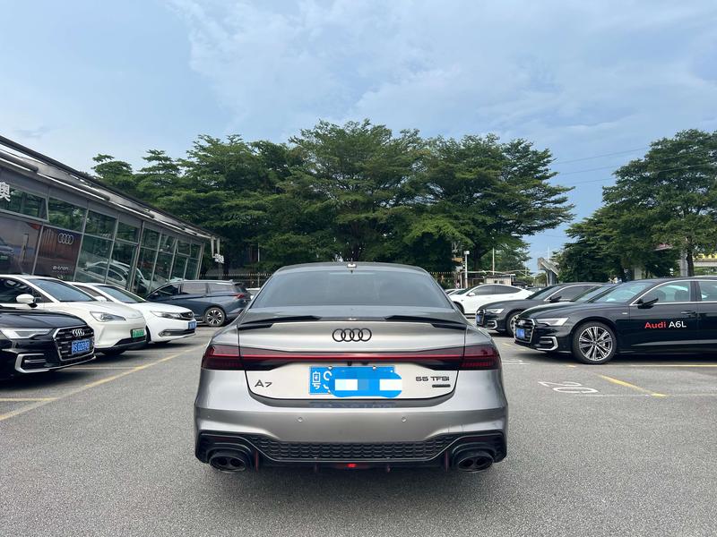 Audi A7L, 2024 — фото 3 из 10