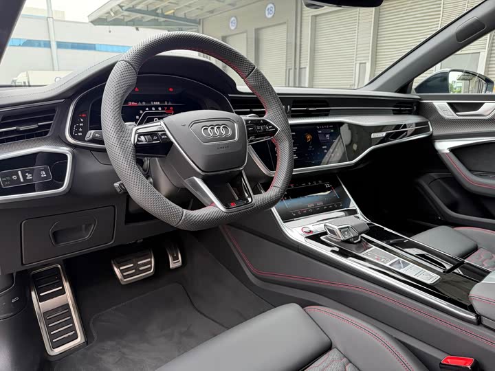 Audi RS 7, 2025 — фото 7 из 9