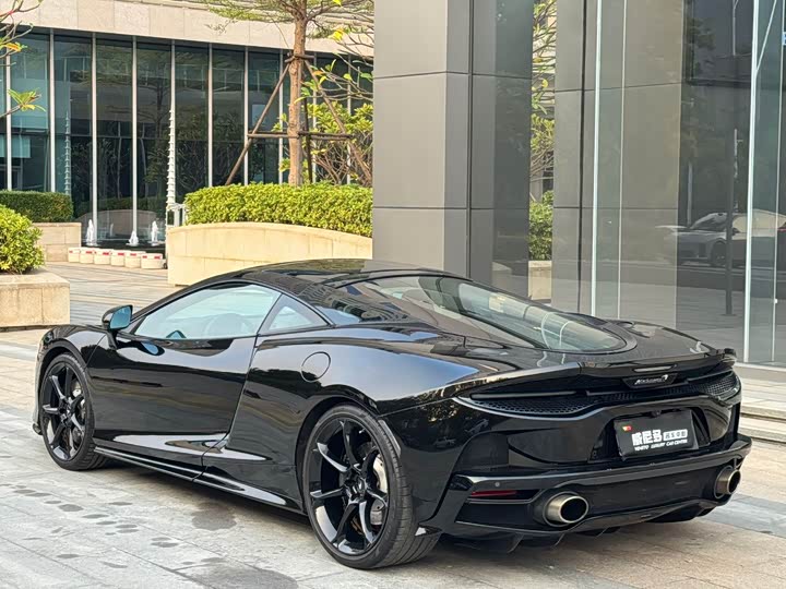 McLaren GT, 2022 — фото 4 из 9