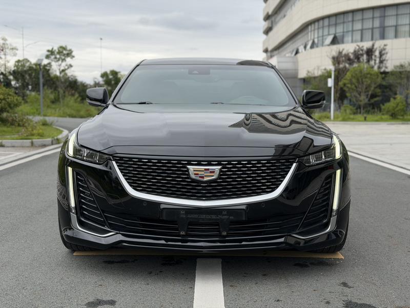 Cadillac CT5, 2022 — фото 2 из 12