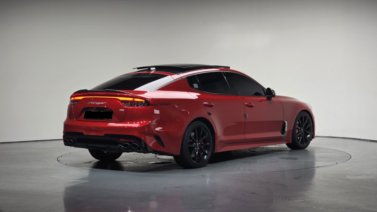 Kia Stinger, 2021 — фото 2 из 12
