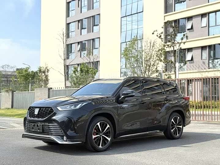 Toyota Crown Kluger, 2022 — купить в Чебоксарах под ключ
