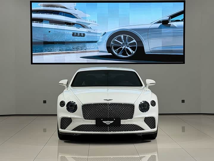 Bentley Continental GT, 2021 — фото 2 из 9