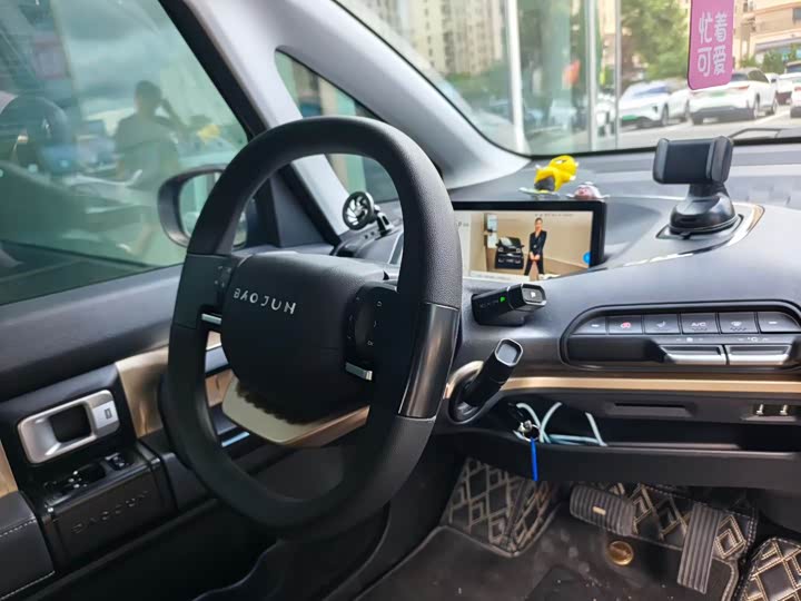 Baojun KiWi EV, 2022 — фото 4 из 9