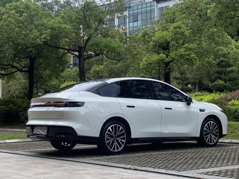 Leapmotor B01, 2025 — фото 7 из 12