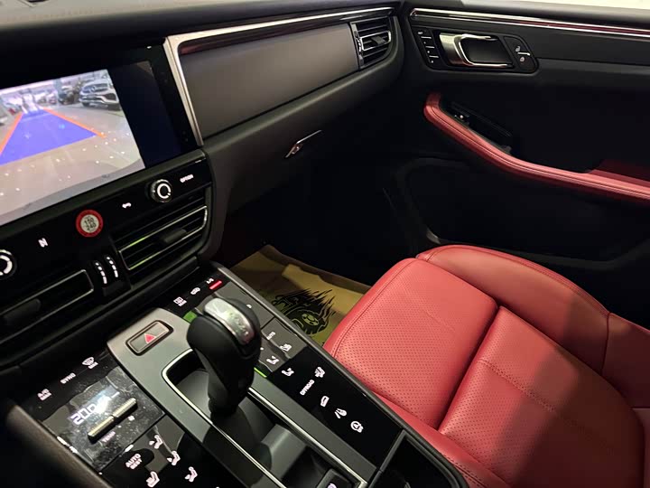 Porsche Macan, 2025 — фото 5 из 9