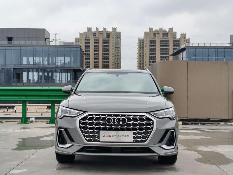 Audi Q3, 2023 — фото 2 из 12