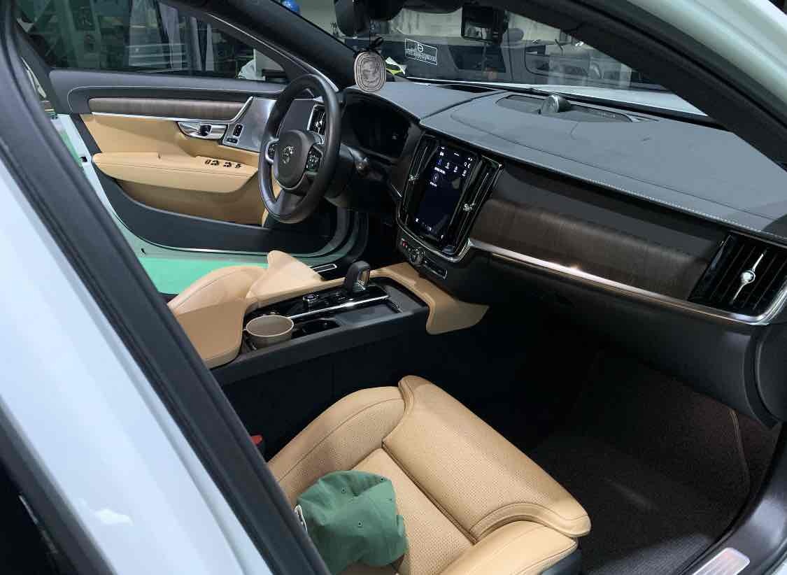 Volvo V90, 2022 — фото 6 из 6