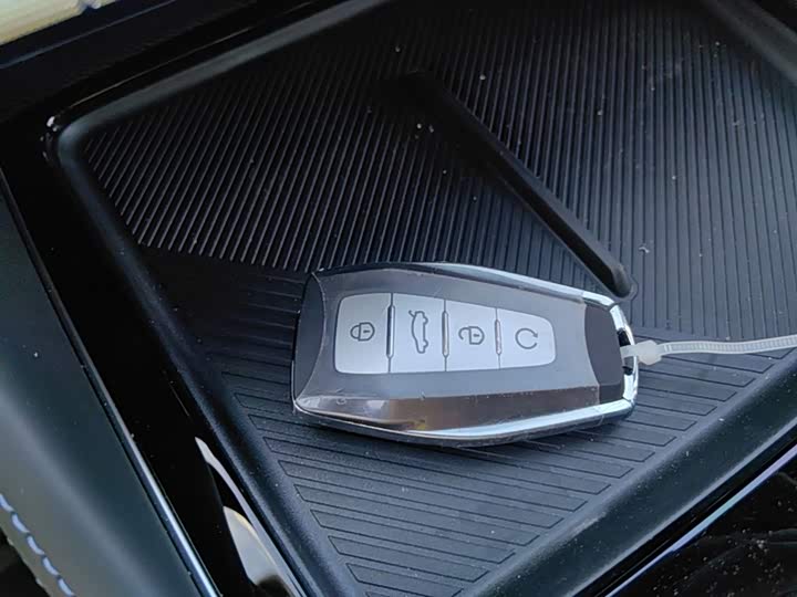 Geely Preface, 2025 — фото 9 из 9