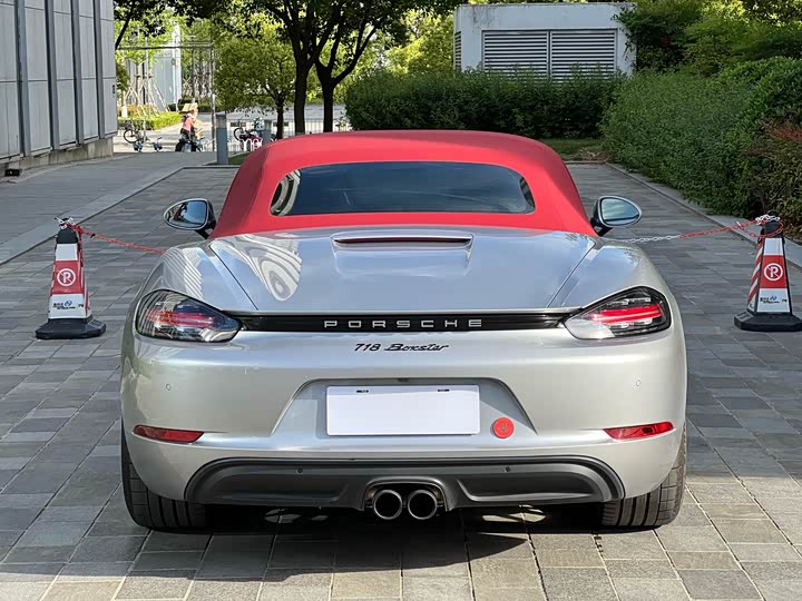 Porsche 718, 2023 — фото 5 из 9